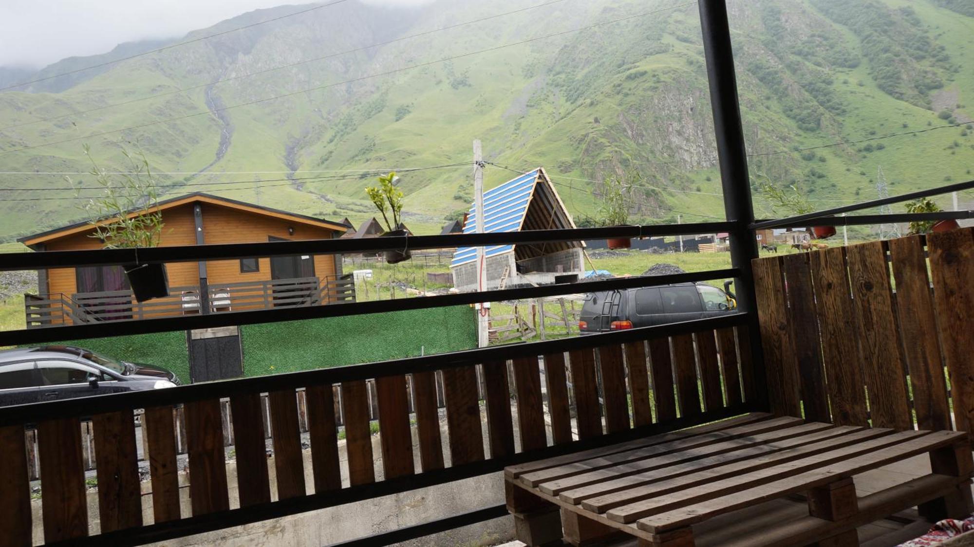 Arte In Kazbegi Otel Dış mekan fotoğraf