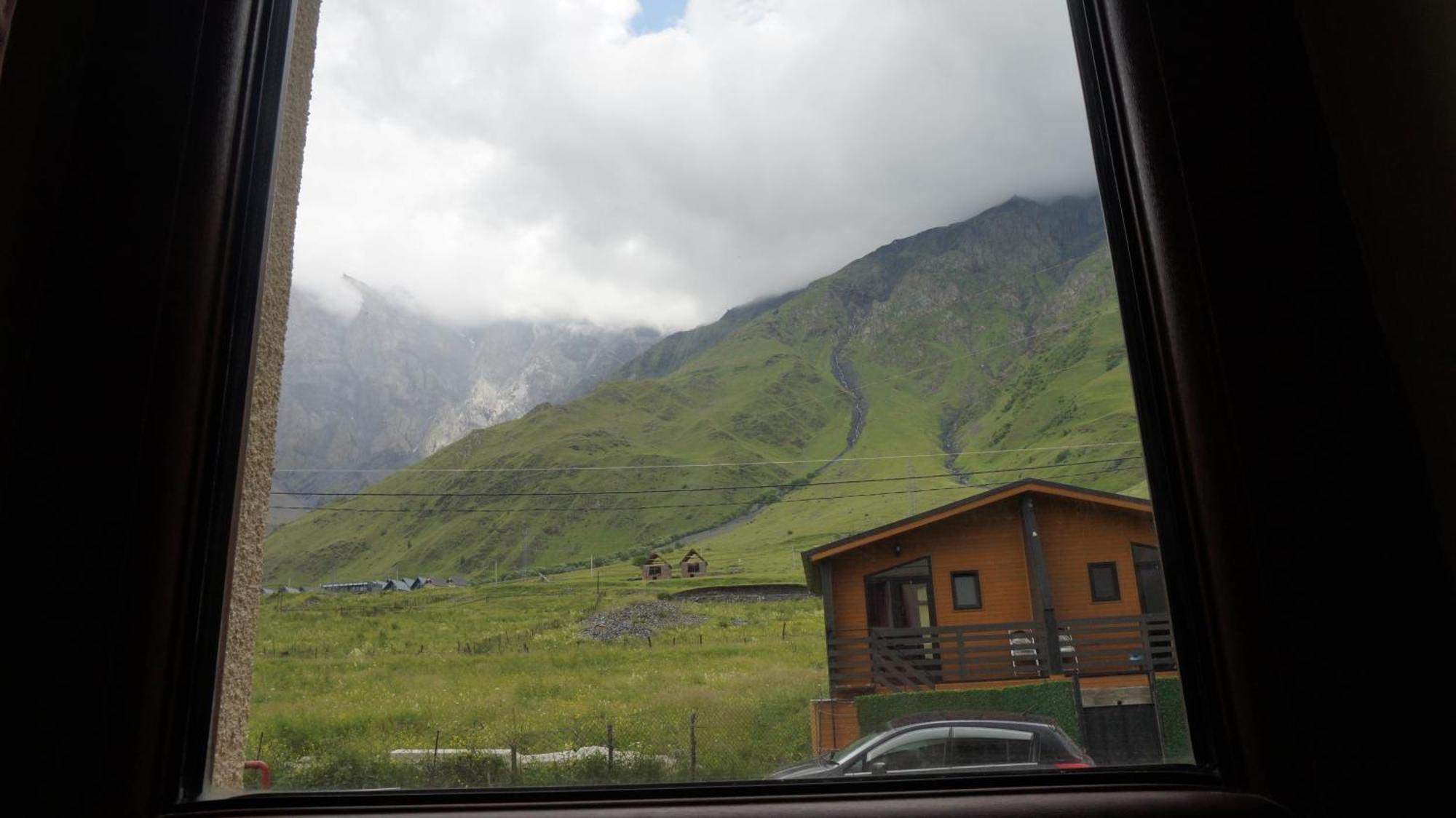 Arte In Kazbegi Otel Dış mekan fotoğraf